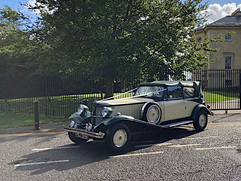 Vintage Style Beauford - Cream & Green